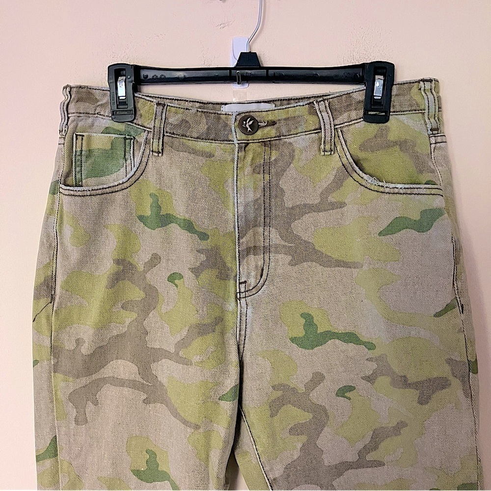 One Teaspoon Free People Women’s Green Camo Safari Bandits Crop Straight Jeans - Picture 10 of 12